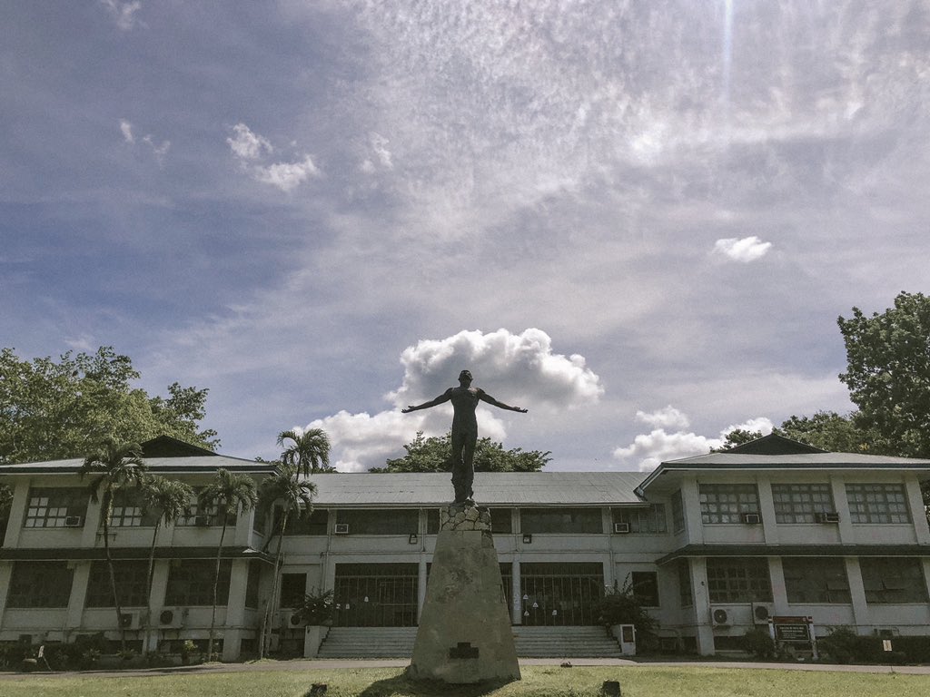 roimohotdog's tweet photo. Baka lang limot nyo na kung anong hitsura https://t.co/Fb0gRlycgN