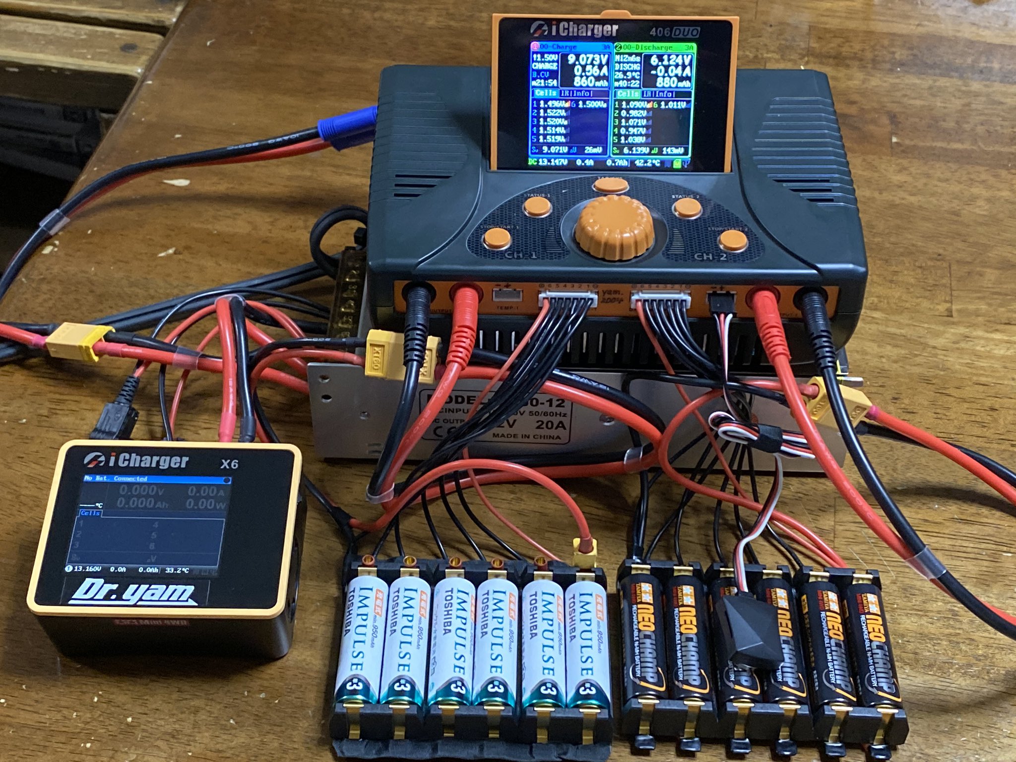 iCharger x6 充電器 電池ホルダーセット