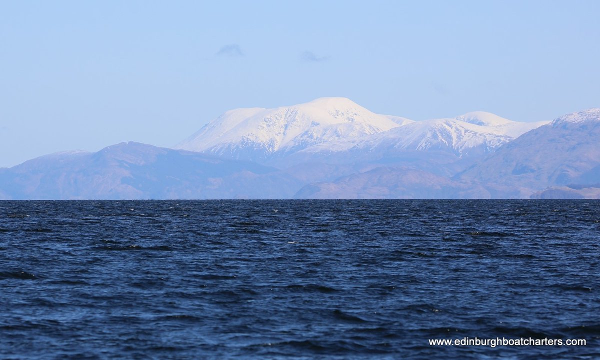 Edinboatcharter's tweet photo. Whilst on lockdown we are reflecting back on our circumnavigation of Skye just a month ago - The Ben.

#IsleofSkye #sailing #mountains #snowypeaks #adventure #WestCoastofScotland #SailScotland #VisitScotland #nature https://t.co/KUG8CRCZch