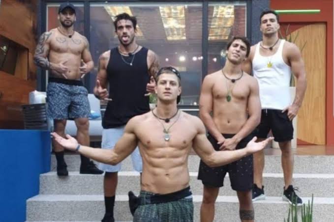 Ingledlory's tweet photo. A verdade é que o 𝐑𝐀𝐓𝐎 𝐌𝐄𝐑𝐄𝐂𝐄 𝐑𝐄𝐒𝐏𝐄𝐈𝐓𝐎 sim, mas vocês não estão prontos para essa conversa

#ratonobbb https://t.co/xS0JA6HltH