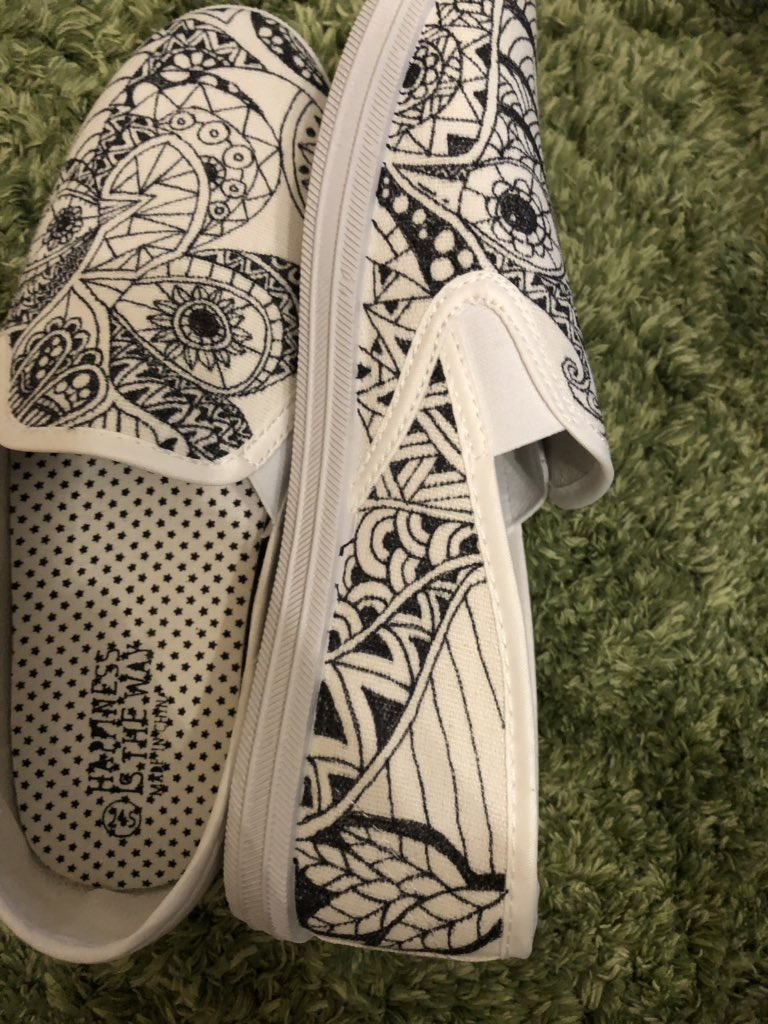 greenpeace0811's tweet photo. #芸術同盟 #線画ギャラリー #ゼンタングル #鳥 #design #photoshop #StayHome #art好きさんと繋がりたい #vans #ronherman #herley https://t.co/iPS3QYC2Hs