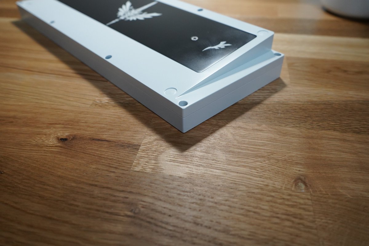 summitcables's tweet photo. Order #0002

Summitcables / LZ CLS H (Excalibur)

Bright White (Case)
Graphite Black + Clear Coat (Weight)
Bright White (Stencil Art) https://t.co/gSK4P1BIOS