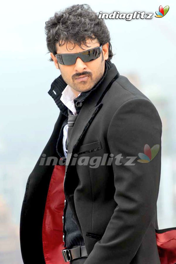  #DecadeForClassicDarling"Billa, was a remake of Tamil hit of Ajith, in which Prabhas played a double role of a don and a simpleton.  This remake did moderate business.The secret to Prabhas’ success was built on the way he withstood these movies’ disappointing performance at BO."