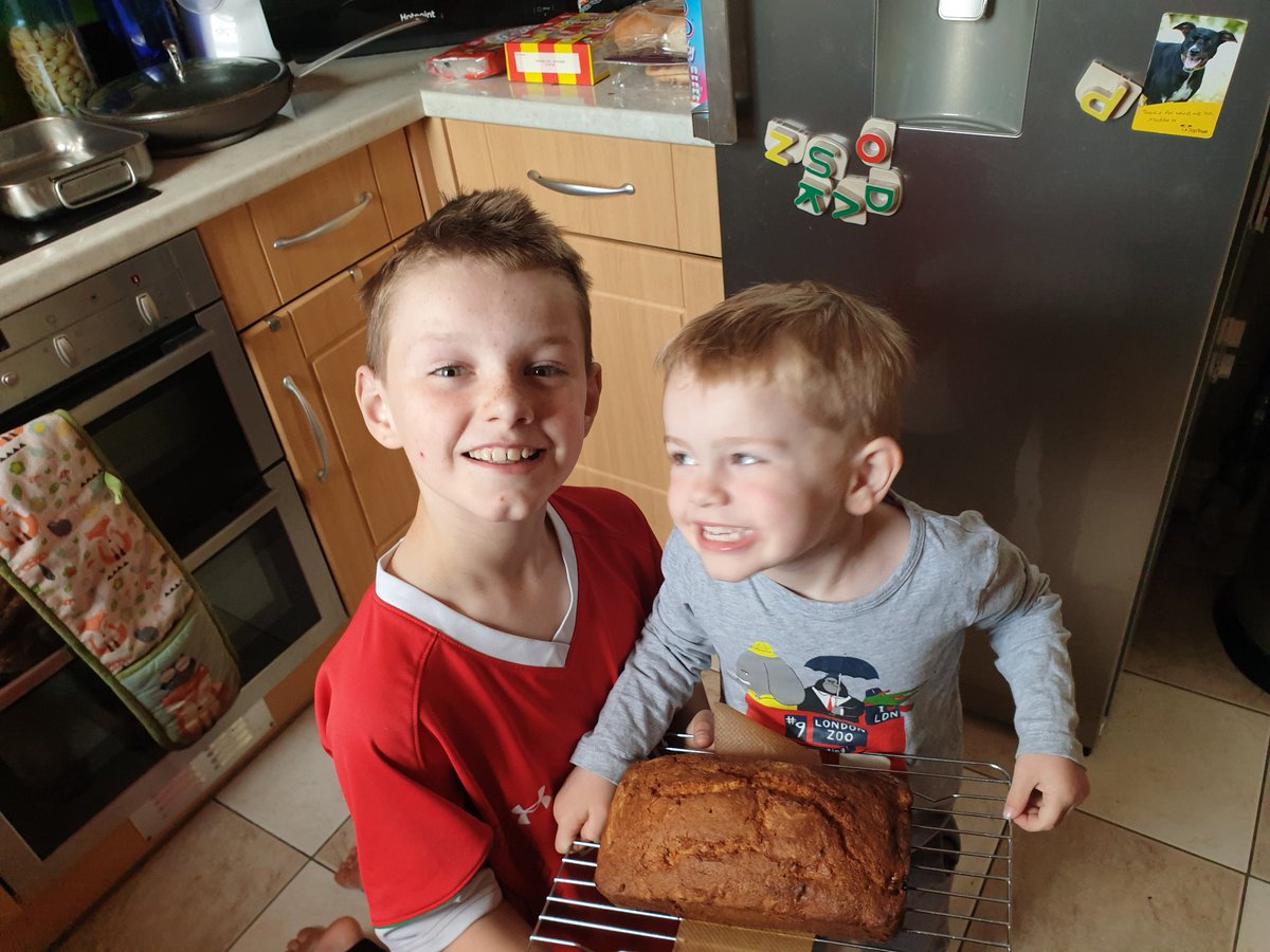 T23Pamela's tweet photo. @romillypsnurs Fynleigh helping mummy bake Banana and chocolate cake, cant wait to eat it with his brother https://t.co/8o64ayfjtg