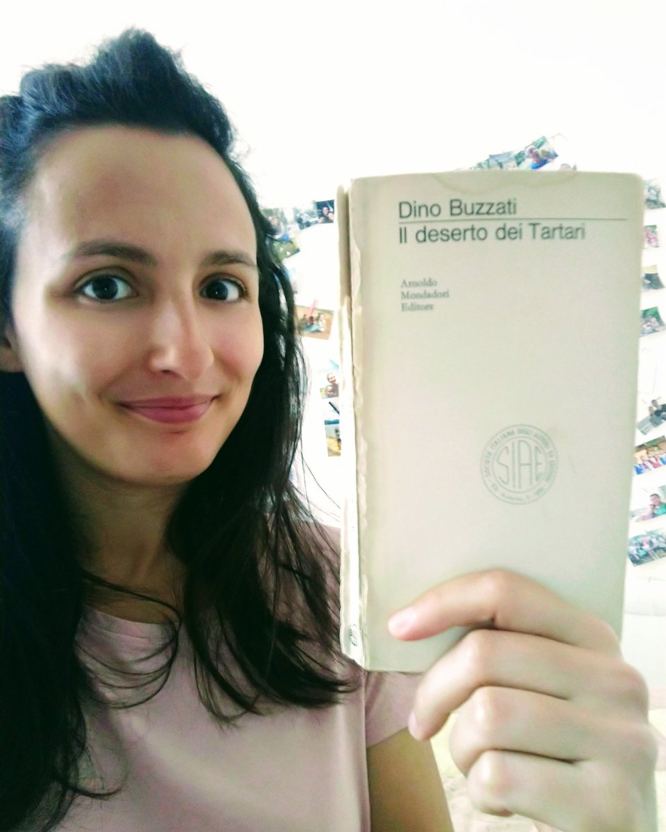 pesca_book's tweet photo. A 19 anni lessi per la prima volta "Il deserto dei Tartari": mi innamorai di Buzzati perdutamente.

#GiornataMondialeDelLibro 
#WorldBookDay #23aprile https://t.co/fSVSkKnp9g