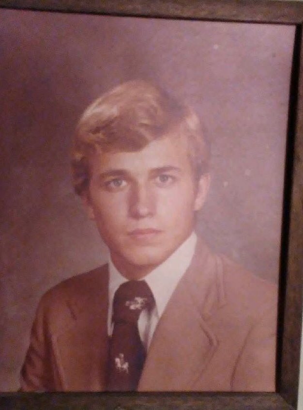 YorktownHighSch's tweet photo. Day 13 of celebrating our Class of 2020 with vintage YCS staff senior pictures! Here are some of our phenomenal educators Who are they? #TigersOf2020
#SeniorThrowback @YHSAthletics @YHSPublications @ytownsc @TONGISQUAD @YorktownDECA @YorktownSupt https://t.co/QNPsgGOllM