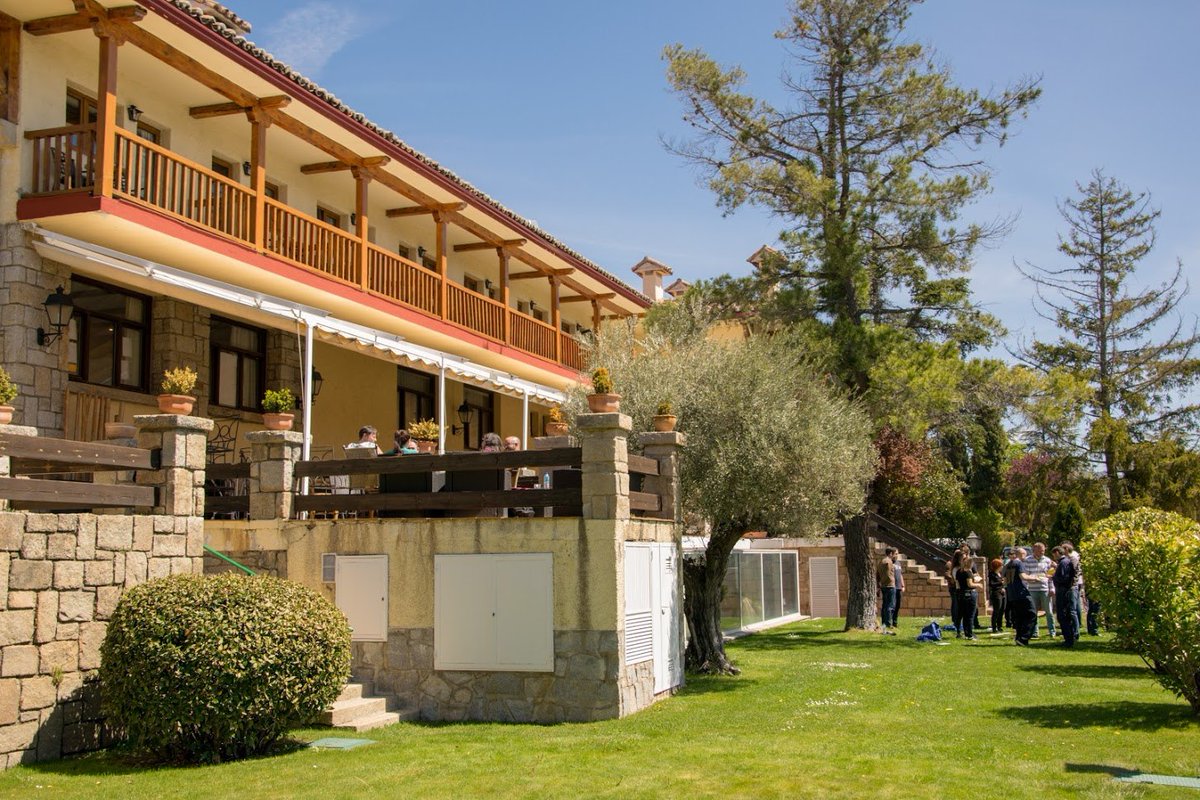 ACCMAD 2020 was supposed to start today. 
Unfortunately it didn’t 
We hope you and your families are well. 
Looking forward to sharing knowledge and experiences in 2021
#StaySafe #KeepAtHome 😷