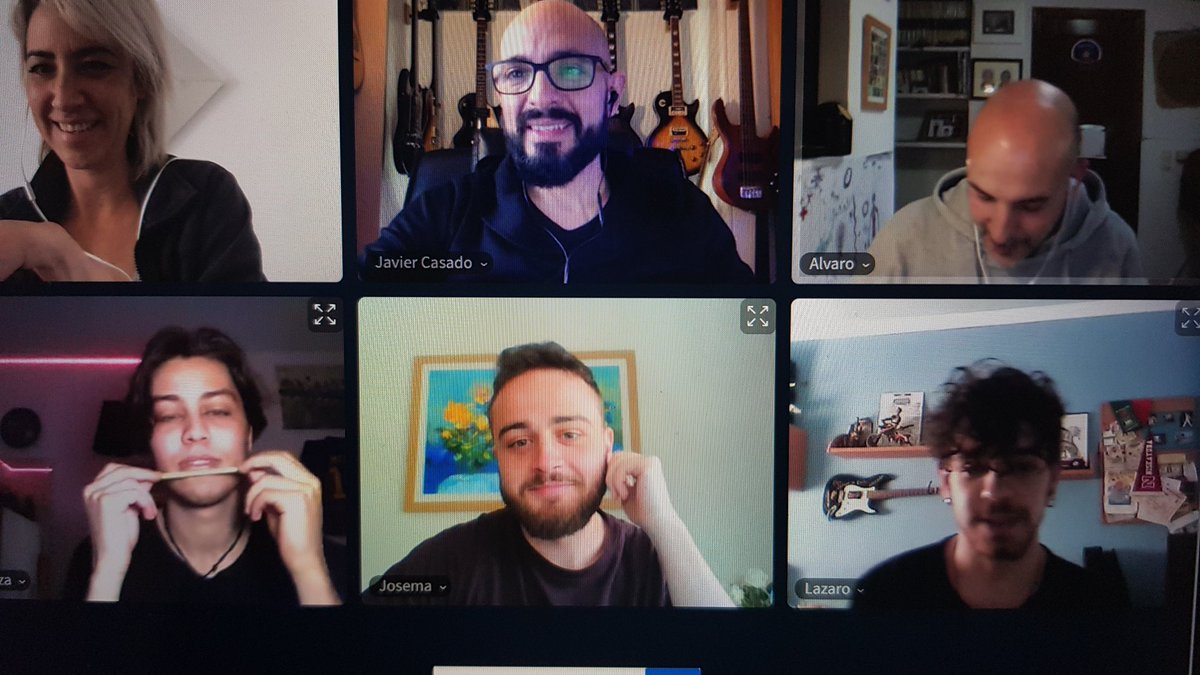 Sempatika_emr's tweet photo. Os presentamos 5 nuevas agencias de publicidad #Mosm que se lanzan al mercado... Agencia 1 #GreenRocket con @hamdlach @josemarosales_ @Lazarillo_9 #yosoymosm #supermosm https://t.co/rxzorgE2cv