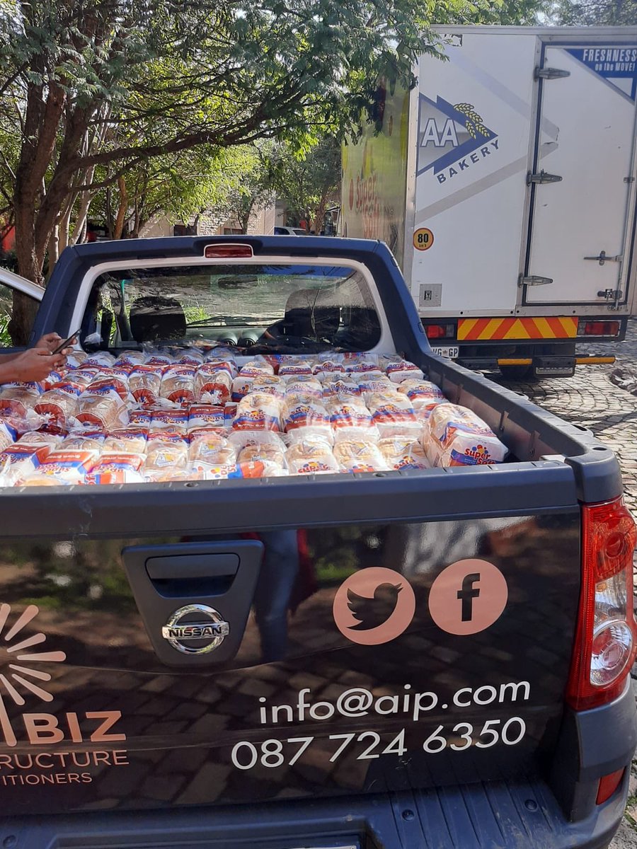 collenmashawane's tweet photo. We have built decent housing for more than 4000 people in RAMA City. Today we visit these families in their homes to ensure they are well during these trying times. #ramacity #ramahd #afribizinvest #collenmashawanafoundation https://t.co/aFszuL6pQb