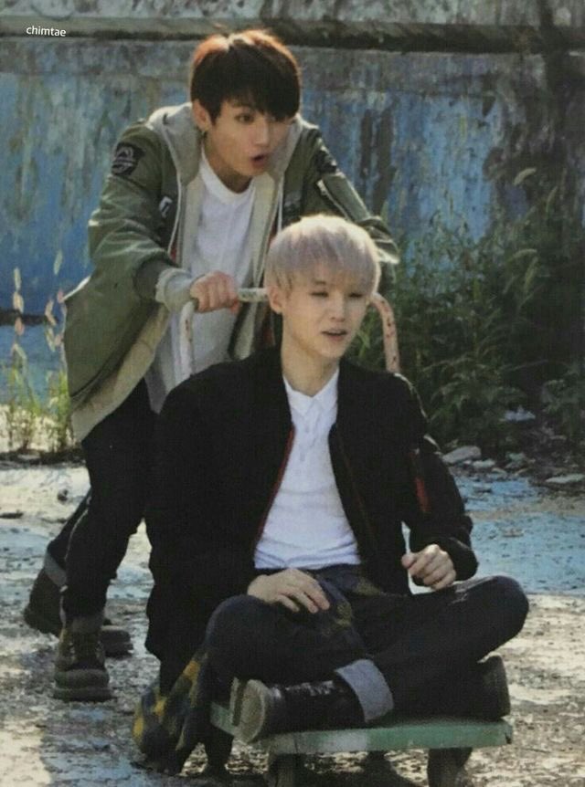 Thread Suga and Jungkook (yoonkook)