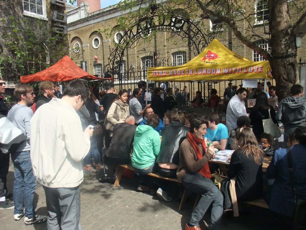 BigAppleHotDogs's tweet photo. Spot The #BlogEatBlog revellers you know, tag them and share on SM, to get a discount voucher for our new online shop. https://t.co/5Dj89VWogO