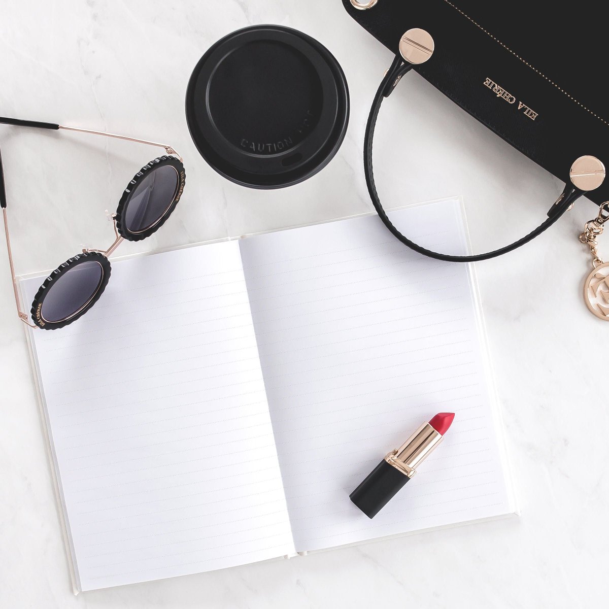 RWFeminist's tweet photo. Worried your #LinkedIn profile isn't the best?
Download "How to Makeover Your LinkedIn Profile in 10 Easy Steps" for FREE!

#jobseeker #jobsearch #resume 
https://t.co/5ibZWOpyZg https://t.co/93sf89C7Sv