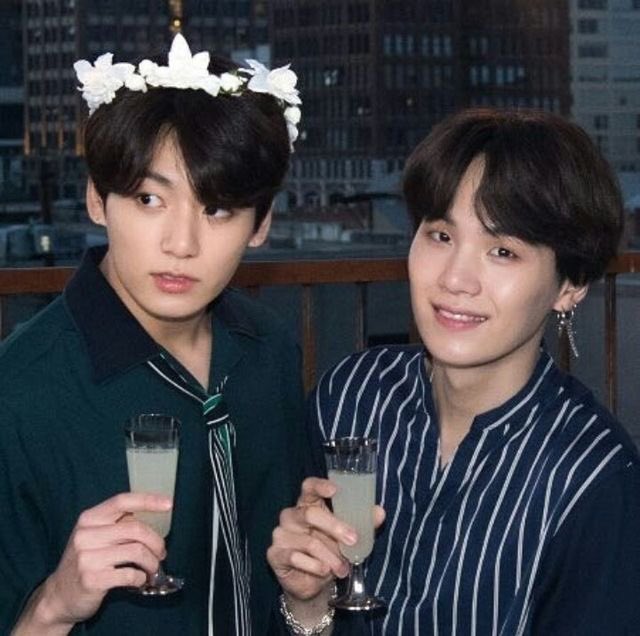 Thread Suga and Jungkook (yoonkook)