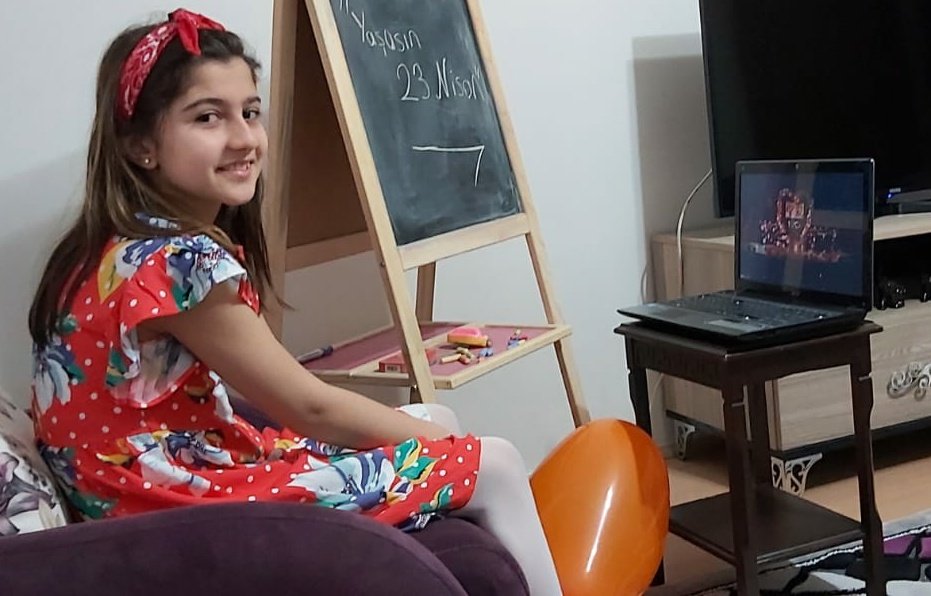 valiunlu's tweet photo. 🎶 Sevinin küçükler
Övünün büyükler
23 Nisan kutlu olsun🎈🇹🇷

Bugün dijital olarak evlerinize konuk olduk.🙂
Canlı yayınımızı izleyen, coşkumuzu paylaşan minik yüreklere teşekkür ediyoruz.👏🏻 https://t.co/ROweyiHHs3