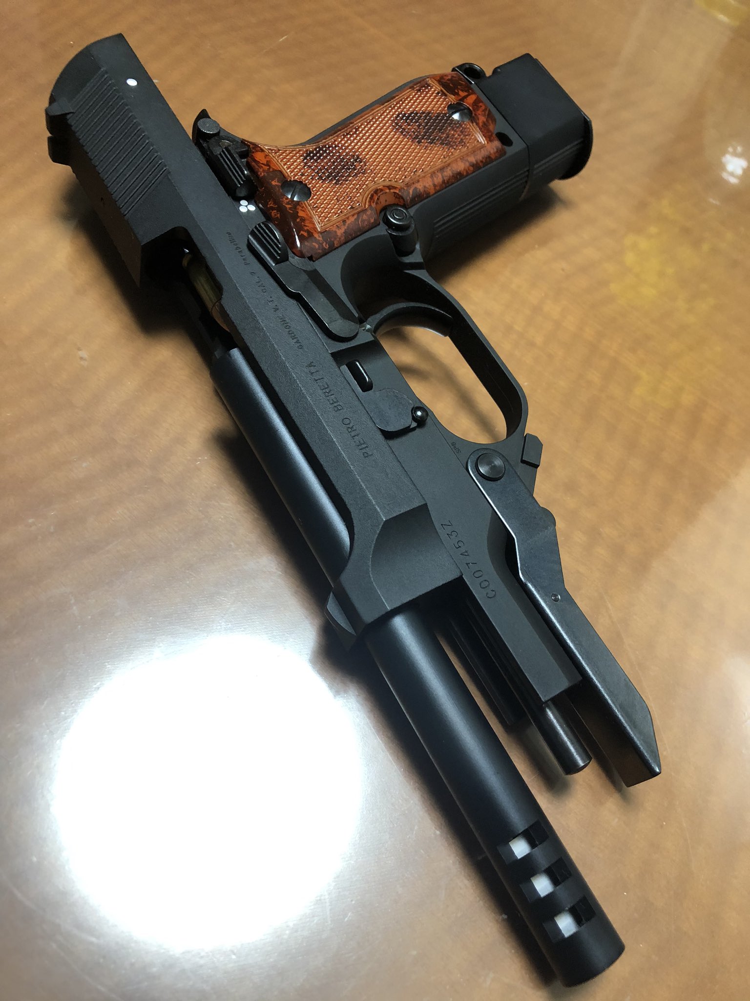 Ak M9a3 Mikichannel Sss 私もパラサイトイヴ2の影響でこの銃が好きになりました W 凄くアヤさんにマッチしてる銃だと思いますね Twitter