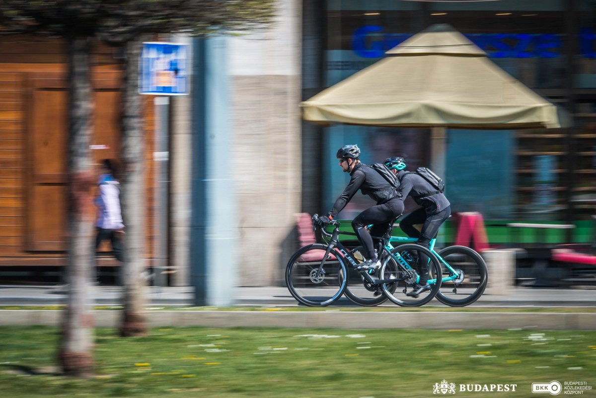 Budapest will establish temporary bicycle lanes for several key routes around the city. The capital’s aim with this decision is to provide its residents with an alternative and safer way to travel during the coronavirus pandemic.  https://koronavirus.budapest.hu/en/2020/04/06/temporary-bike-lanes-will-help-traffic-during-the-pandemic/