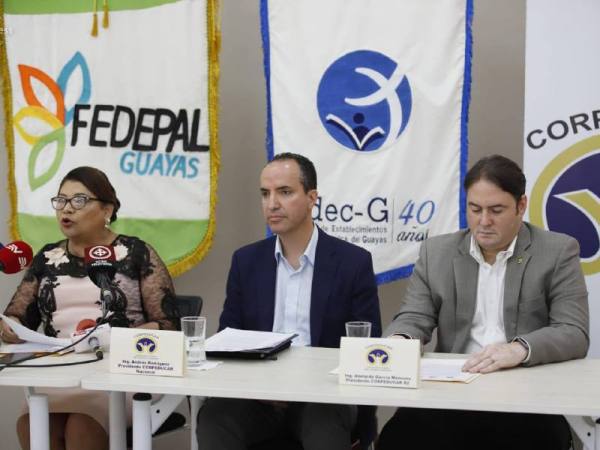 Incertidumbre sobre plazas de empleo en colegios privados de la Costa ► ow.ly/v9RW50zmluh