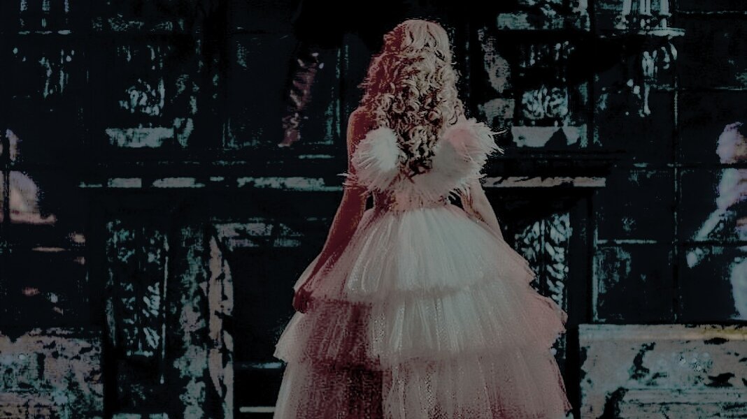 ⠀
⠀ೃ˚༄  ❛ CHRISTINE DAAÉ
⠀
⠀⠀╱
⠀⠀⠀⠀ the swedish soprano.
⠀⠀⠀⠀ an independent portrayal,
⠀⠀⠀⠀ heavily inspired by gaston
⠀⠀⠀⠀ leroux's novel. descriptive,
⠀⠀⠀⠀ literate. open to crossovers.
⠀⠀⠀⠀ dark / mature themes ahead.

⠀