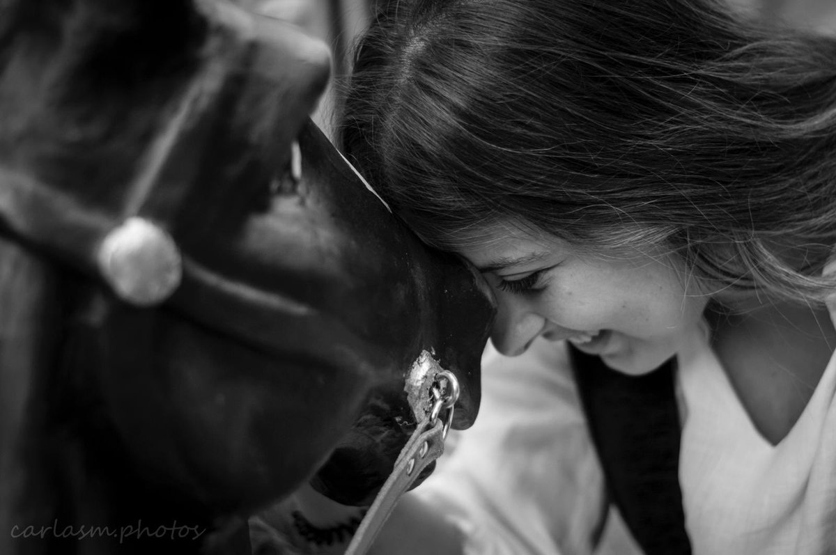Les cotonines, el drac el matem nosaltres! Una abraçada a tothom qui està passant un mal moment aquests dies i sobretot...
Bona diada de Sant jordi🌹📚!