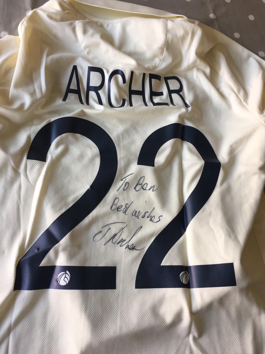 bennnn1801's tweet photo. Cheers @JofraArcher for the signed shirt, really means a lot. https://t.co/vtV9kyERpS