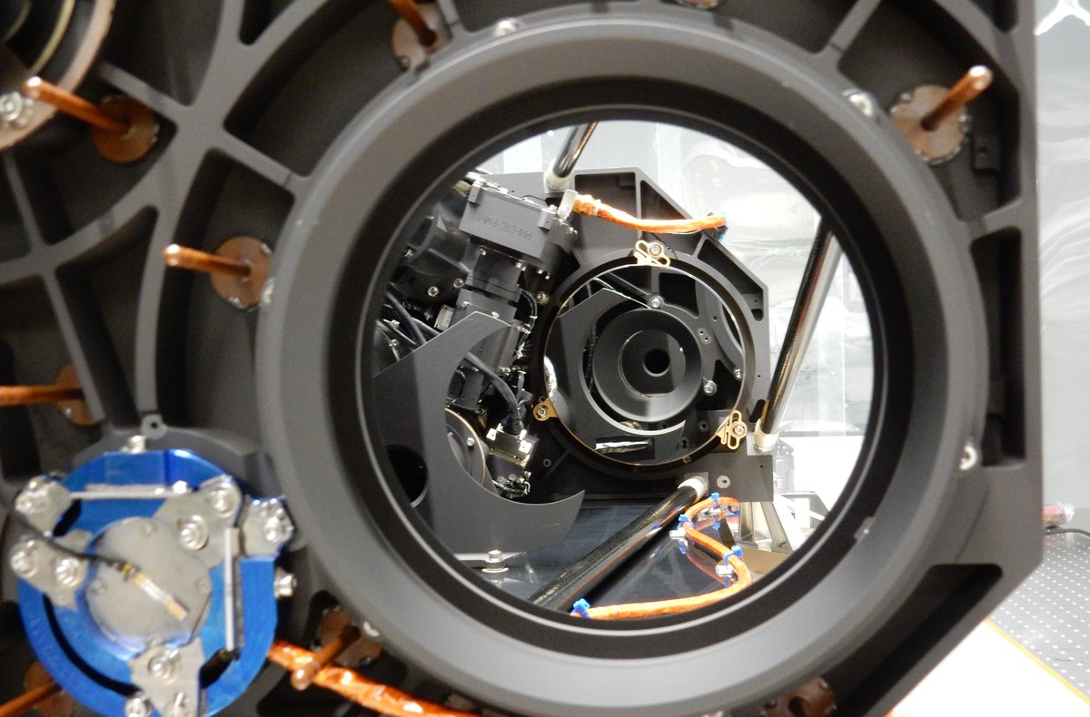 MPSGoettingen's tweet photo. The hardware commissioning of @ESASolarOrbiter 's PHI instrument has been successfully finalized. All systems are working beautifully. Thanks to the whole PHI-team! Next step will be the testing of the onboard data processing. #PHI #SolarOrbiter #WeAreAllSolarOrbiters https://t.co/UE2424xCGI