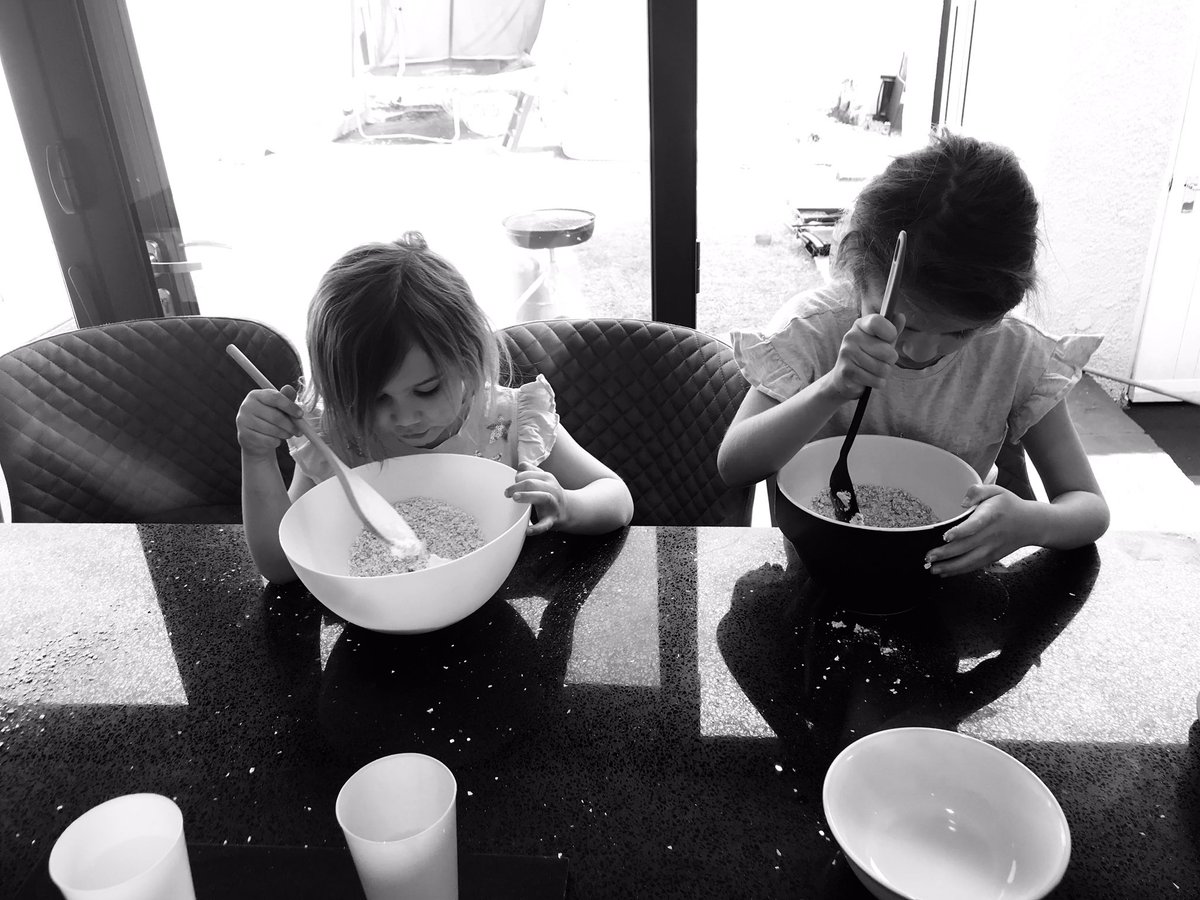 misseriles's tweet photo. Making flapjacks at lunchtime reminded me of a very famous quote from Shakespeare...
“Double, double toil and trouble; Fire burn and cauldron bubble.” #TellingTalesOnThursday #ShareYourShakespeare #ShakespearesBirthday @TonyrefailLLC @TheRSC https://t.co/0tBXjaJ3w4