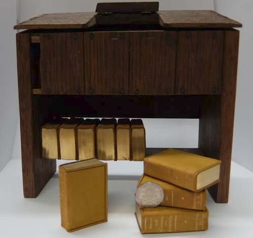 On the anniversary of William Shakespeare’s ’s death ( #otd in 1616) take a look at these miniature editions of his plays, which come with model shelves and a writing desk >  https://blog.nls.uk/miniature-works-of-shakespeare/ #Theseweepages  #WilliamShakespeare