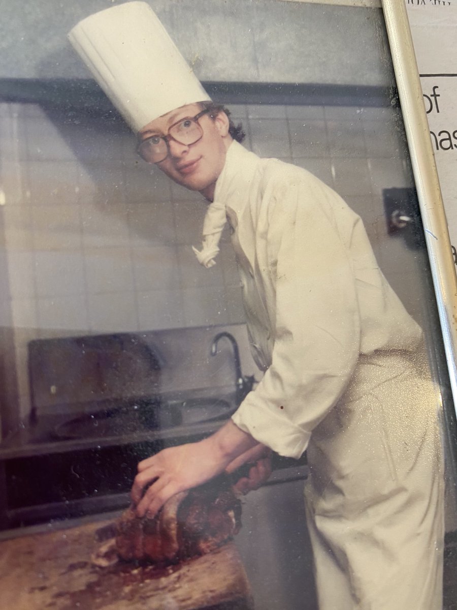 SlatersCatering's tweet photo. #ThrowbackThursday 

Did you know? 
Vincent started his catering career as an apprentice chef at @bartongrangehotel when he was just 15years of age. After training from a superb brigade of chefs and experienced producing food for esteemed guests such as Margaret Thatcher. https://t.co/IyWyhE7FpG