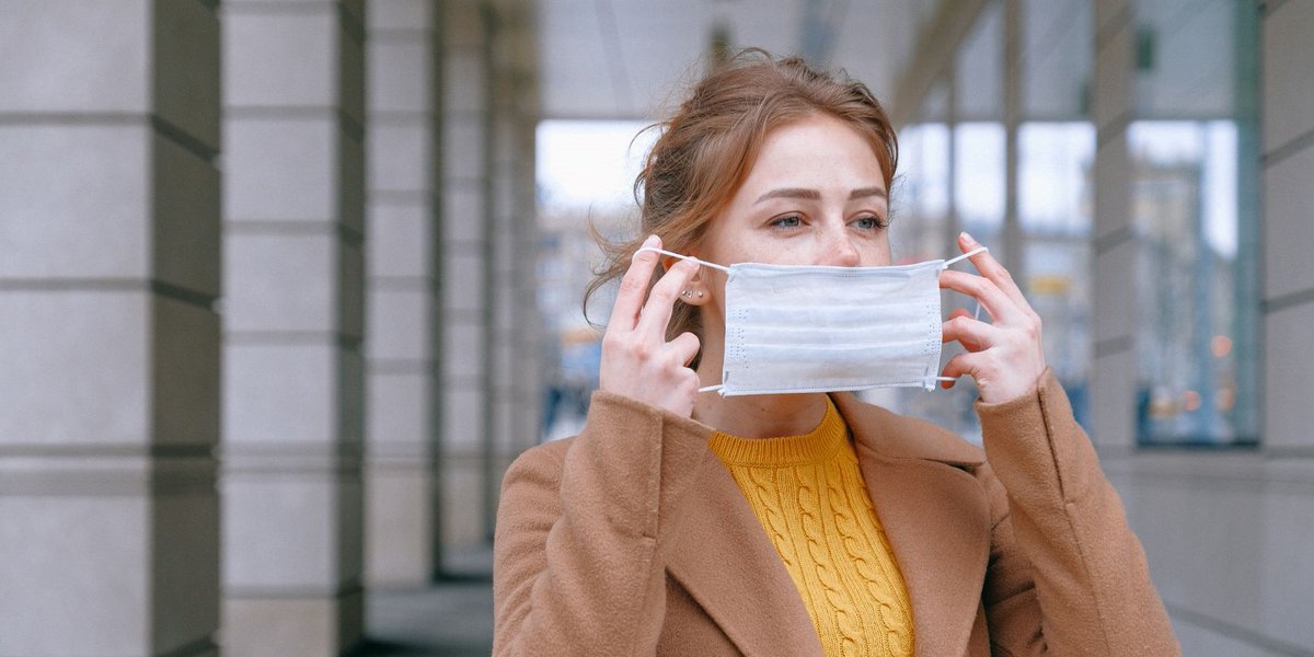 Wees op je hoede voor valse webshops als je online mondmaskers wil kopen.
Lees op Safeonweb hoe je een valse webshop kan herkennen: safeonweb.be/nl/actueel/op-…