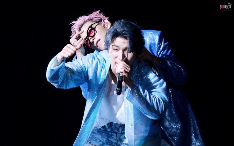 Few of realise how beautiful Todae is so here some golden moments of Todae 