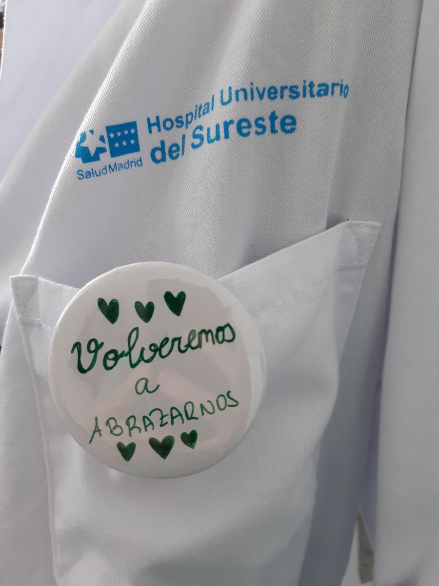 anadeph's tweet photo. Yaiza, Celia, Laura... ahí irá vuestra chapita. ¡¡Gracias!! 😘 #SaldremosDeEsta #TeamSureste #ArgandaMola https://t.co/3UsPTMO3gl
