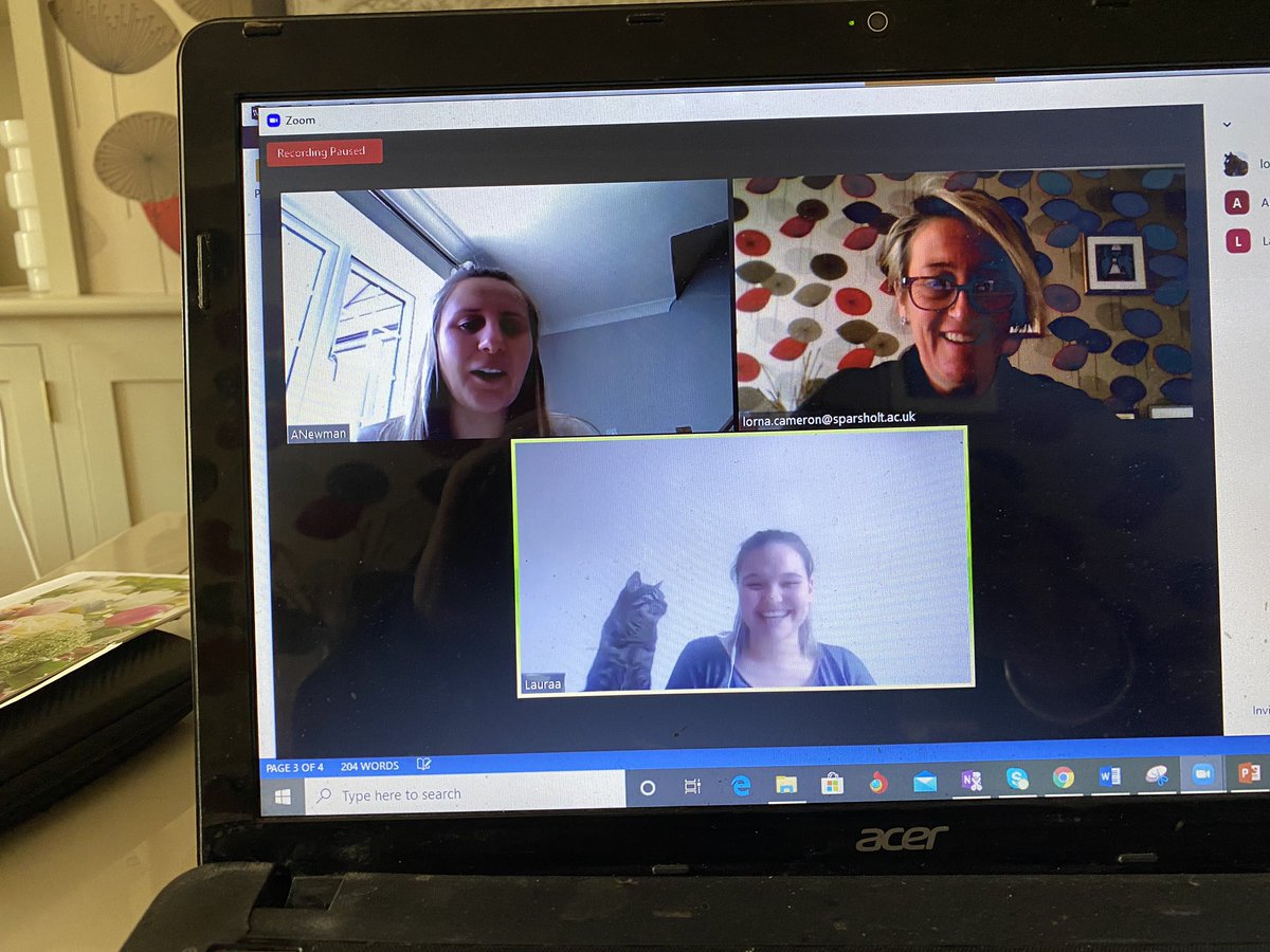 ljcequine's tweet photo. That’s us at the halfway point in the @UC_Sparsholt MSc EBPT virtual oral exam for their Equestrian Performance module 👏 how many extra marks should I give for pet attendance or is that outside assistance? #ucsequine https://t.co/ZClDe9hF5e