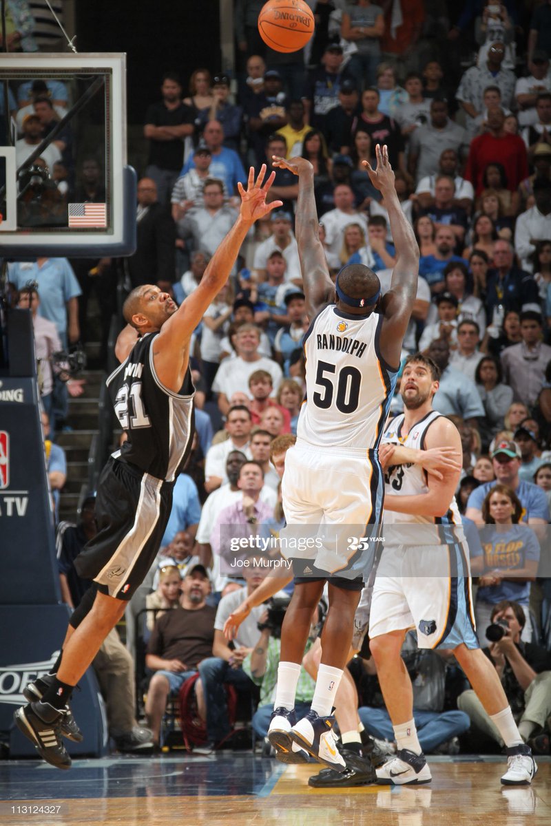 Grizzstory's tweet photo. On this day in 2011, the Grizzlies beat the Spurs 91-88 in Game 3 of the 1st round - Memphis’s first playoff game at home in five years.

(@MacBo50 - 25 PTS, 5 REB, hit 3-pointer to seal the win
@MCONLEY10 - 14 PTS, 8 AST, 6 REB) https://t.co/hrufNJouSE