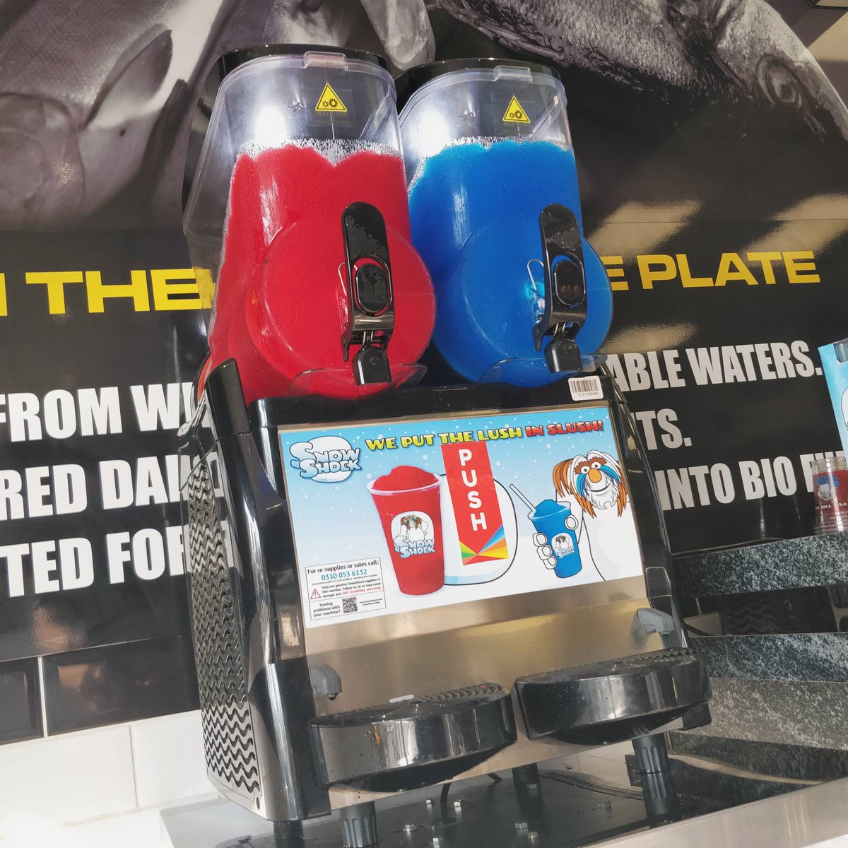 TheCodfatherAY's tweet photo. Cool down with an ice cold slushie!! 

Choose from extre blue raspberry or strawberry blast, perfect for this week's beautiful weather ☀😍

Please note, these are currently only available for collection at Jackson Road. https://t.co/YiYP7rERoY