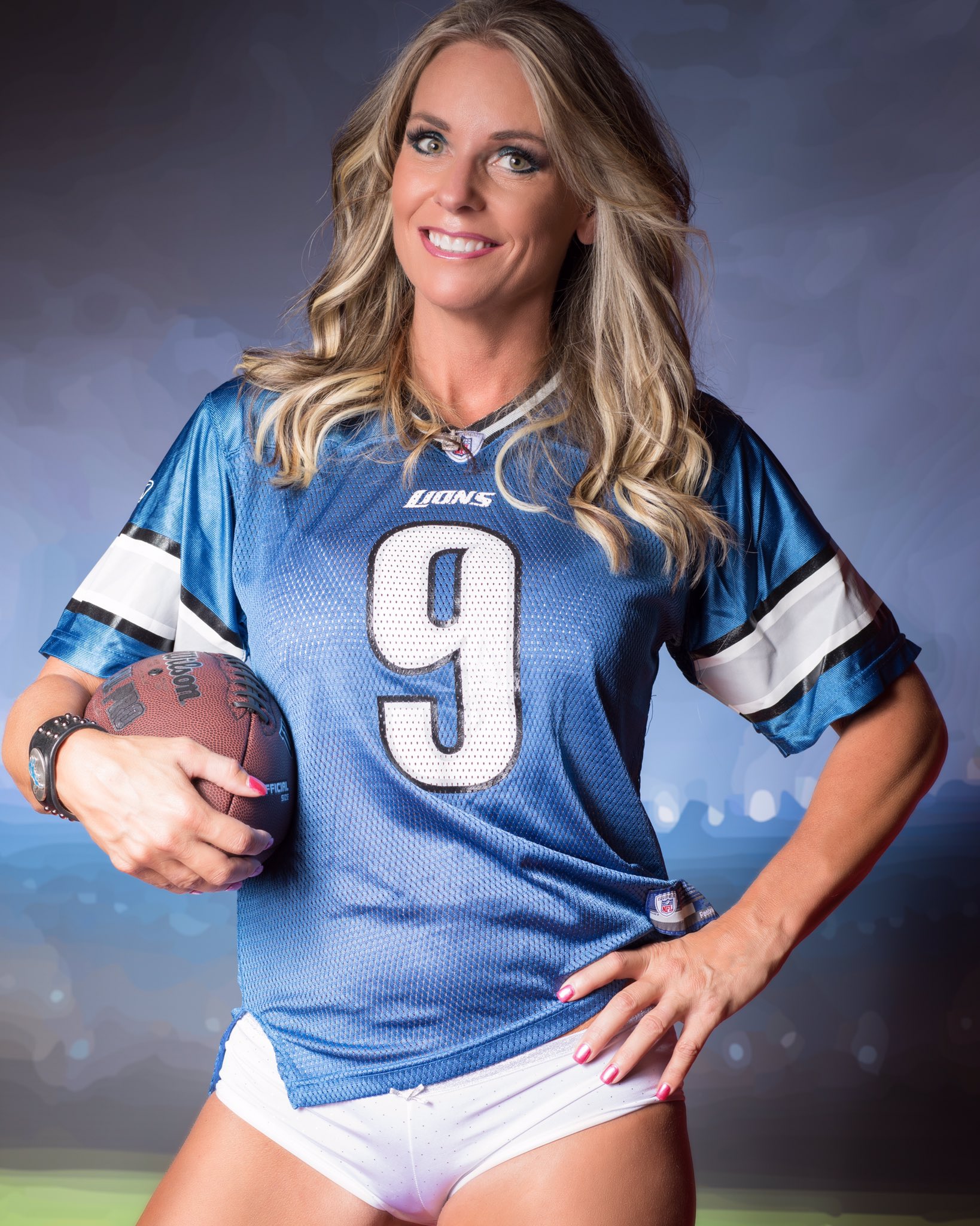 Pixel Pixie.Top 1% Only Fans on Twitter: "Finally some live sports…… well sort of - Ill take