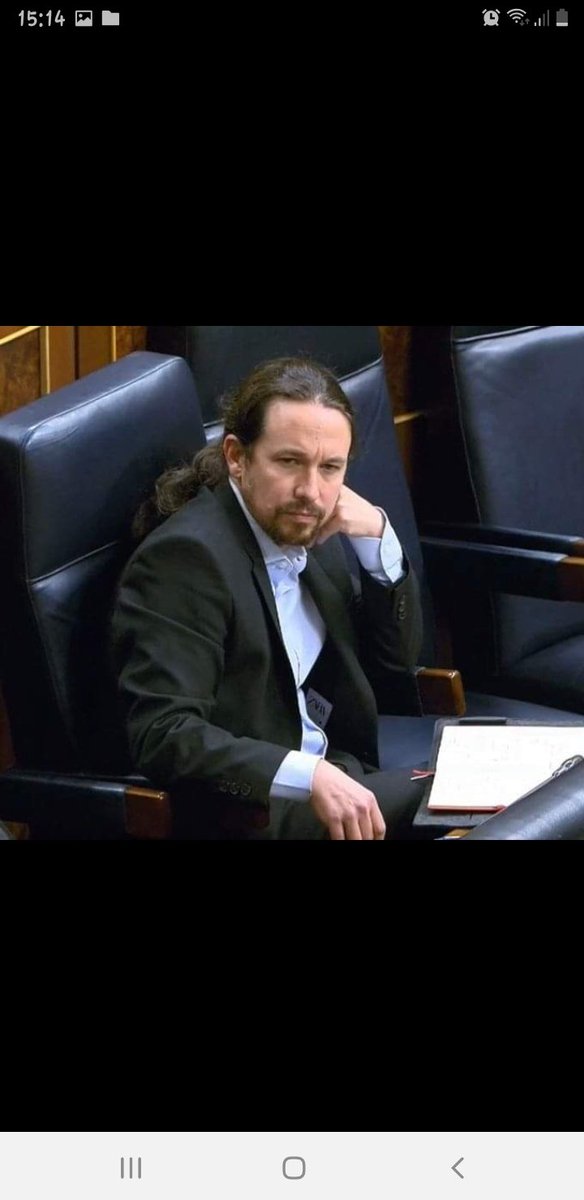 Charles69871223's tweet photo. @PabloIglesias que bien te queda la chaqueta del Zara!!! https://t.co/jlDetqfKvB