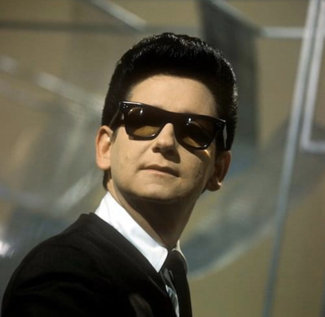 Happy Birthday Roy Orbison!

Born on this day, April 23rd, 1936, Roy Orbison would have been 84 years old today. Missed &amp; Loved. We celebrate his life and music.

#happybirthday #royorbison #onthisday #otd