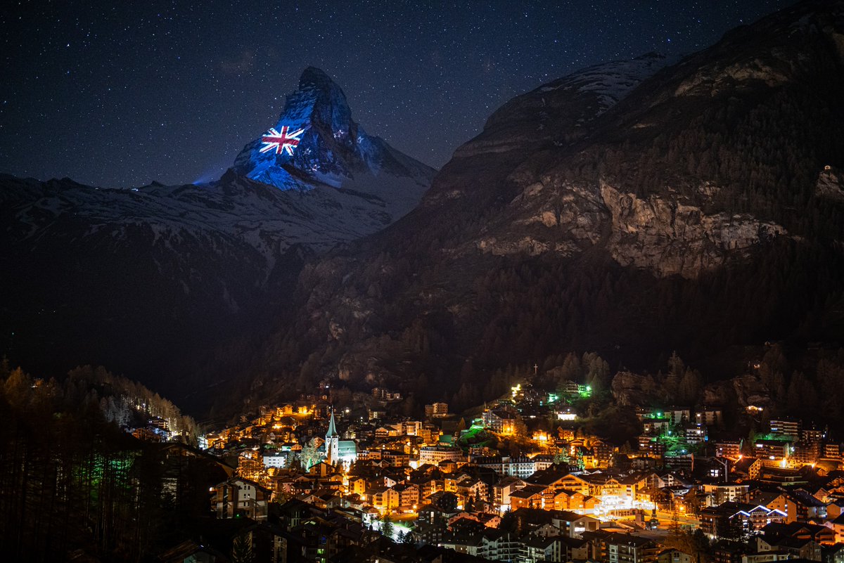 zermatt_tourism's tweet photo. The country has mountains and beautiful landscapes, like Switzerland. We send our best regards and hope that the Coronavirus will not spread further among the population. #NewZealand #Zermatt #Matterhorn
https://t.co/qFjiKuZNsE https://t.co/3JflGRIWej