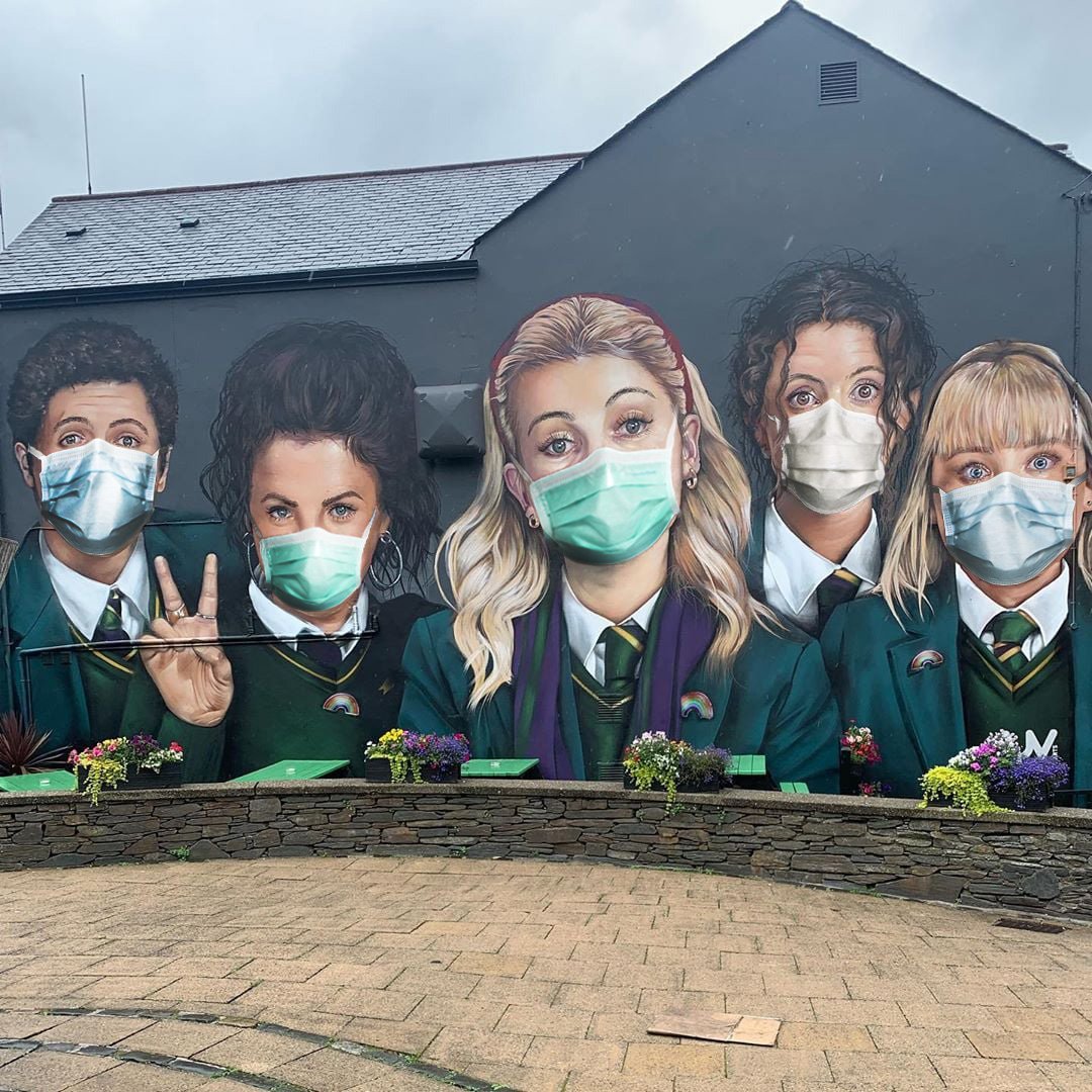 Iconic Derry Girls Mural Gets A Social Distancing Friendly Makeover The Irish Post