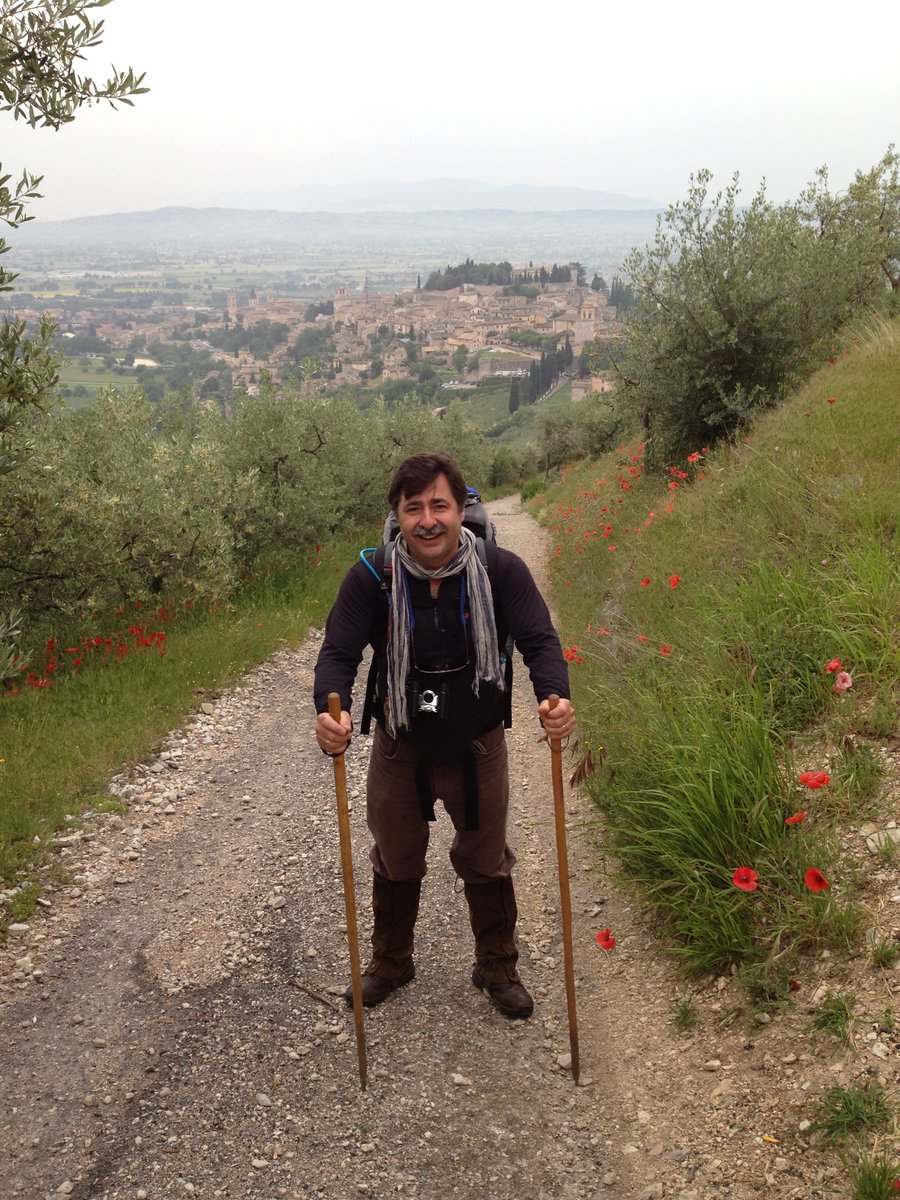 DLT_Ed's tweet photo. ‘This virus is scary, make no mistake. It lands you in the wilderness, the worst I have ever experienced.’
Dr J. Richard Smith, cancer surgeon (and author of The Journey) was hit hard by COVID-19. He shares his experience here:
https://t.co/3T9PQ3Ru3K
#DLTblog https://t.co/G12GMZkvsG
