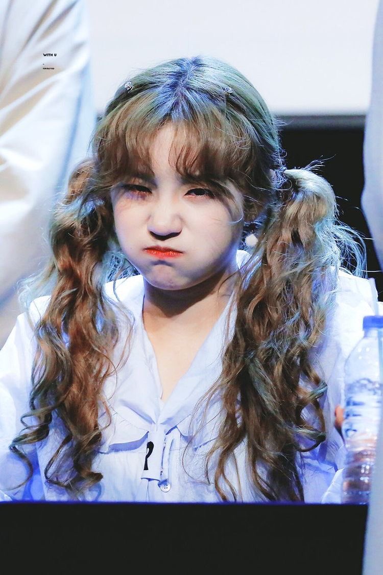 synicaIly's tweet photo. Yuqi💜 https://t.co/b39iPsgF1R