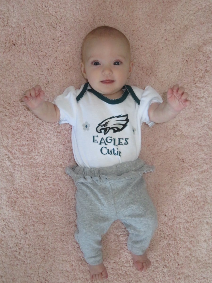 LanaAffleck's tweet photo. Happy Draft Day!! @Eagles #EaglesDraft #EaglesCutie https://t.co/2nMpGI8jHw