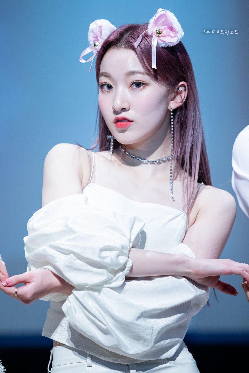 hashtag_DN's tweet photo. #HBDYOUI 🎂
#드림노트 #DreamNote #유아이 #YOUI https://t.co/C7GX0gSsTR