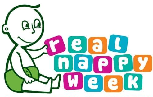 zerowasteeurope's tweet photo. Happy #RealNappyWeek ☺️
This year, more than ever, consumers are asking for a change in the way we deal with our #waste, particularly when it comes to tiny humans!
More accessible reusable nappies are proving not only beneficial for the #environment but for the lockdown too 👇 https://t.co/rS8Y5mbyJh