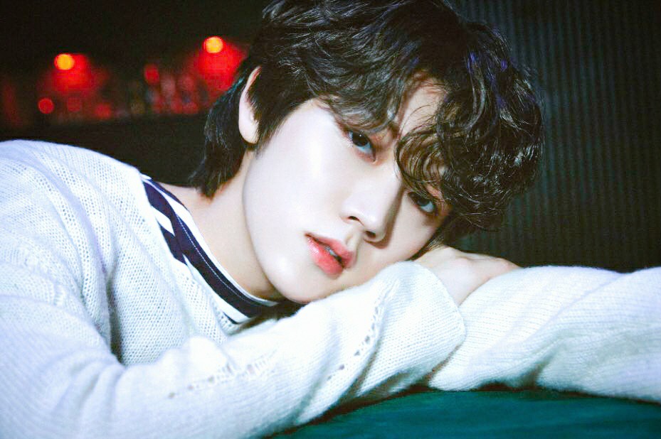 The_Nocturne__'s tweet photo. 🐰

#NUEST #뉴이스트 #REN #최민기 #렌 https://t.co/NzEvqKF3lY