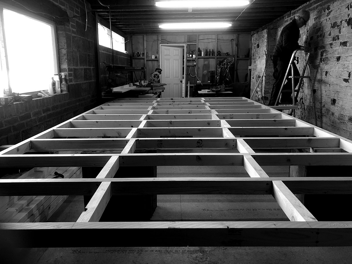 bro design tweet media