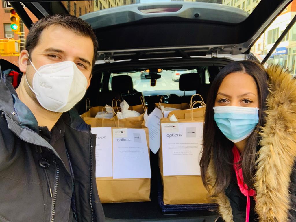 robinhoodprcv19's tweet photo. A big thank you to Château 49 for providing meals to Maimonides Hospital through @robinhoodprcv19!
#NYCFrontline #SupportKeyWorkers #SupportFrontlineStaff https://t.co/adU5R2nVbt