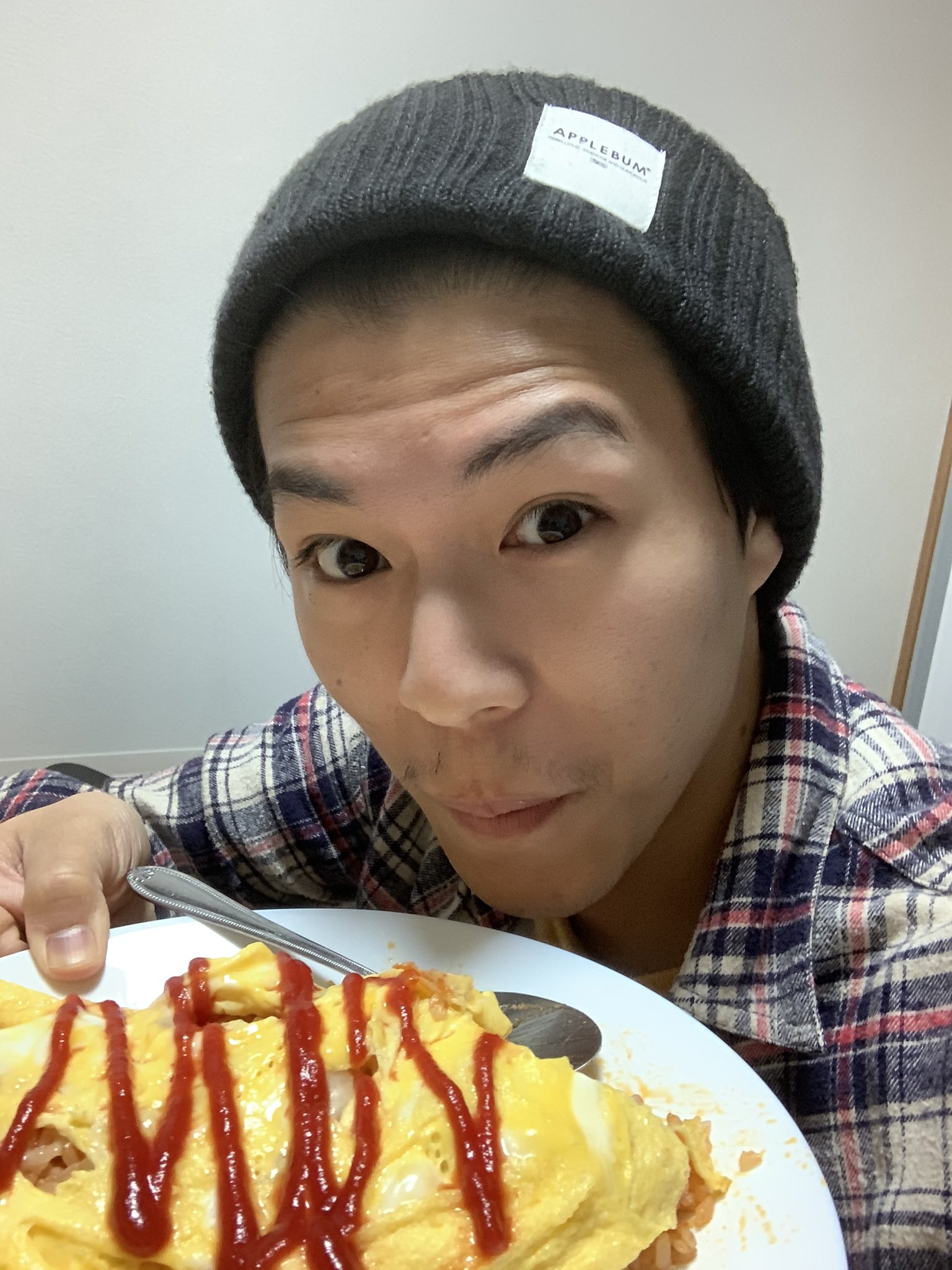 倉本 発 ひらく 最近 ウシジマくん見すぎて オムライス作っちゃった うちはライスと卵の間にチーズ挟むにだ 駿谷さんが出演されてるの知らなくて嬉しくなりました また会いたいなぁ お家時間 自炊男子 T Co F7s4t7nkqg Twitter