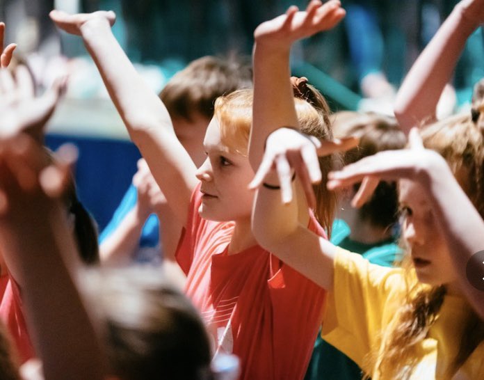 AmaSing💙🌈 🦩 (@amasingcic) on Twitter photo Getting super excited for our first AmaSing online sing with <a href="/AJS_music/">Andy Smith</a> <a href="/HODChester/">HOUSE OF DANCE</a> & 100 children/ families tomorrow. Due to demand we will be running more so don’t worry if not got on - new dates are available just email rach@amasing.org.uk. Get your best singing voices ready🎵 Getting super excited for our first AmaSing online sing with <a href="/AJS_music/">Andy Smith</a> <a href="/HODChester/">HOUSE OF DANCE</a> & 100 children/ families tomorrow. Due to demand we will be running more so don’t worry if not got on - new dates are available just email rach@amasing.org.uk. Get your best singing voices ready🎵