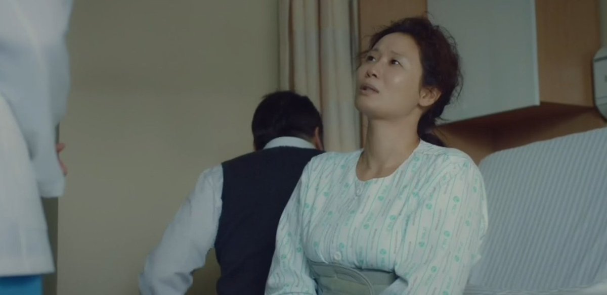 you're all talking about jongrosa, so here's pd shin reminding us of taek's father & sunwoo's mother - longtime friends who crossed the line. #HospitalPlaylist  #Reply1988 